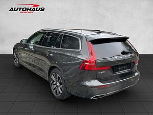 Volvo  V60 Inscription Plug-In Hybrid AWD