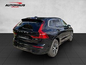 Volvo  XC 60 Momentum Pro 2WD