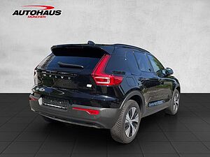 Volvo  XC 40 Plus Dark Recharge Plug-In Hybrid 2WD