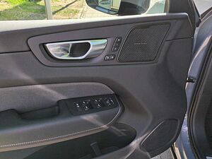 Volvo  XC60