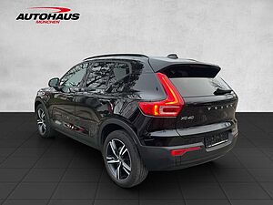 Volvo  XC 40 R Design Recharge Plug-In Hybrid 2WD