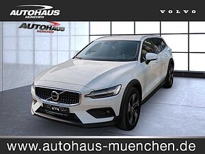 Volvo  V60 CC Pro AWD