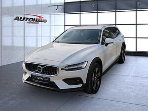 Volvo  V60 CC Pro AWD