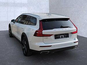 Volvo  V60 CC Pro AWD