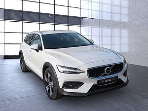 Volvo  V60 CC Pro AWD