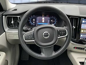 Volvo  XC 60 Core 2WD