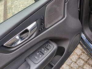 Volvo  XC60