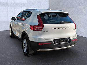 Volvo  XC40