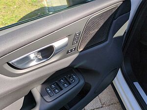 Volvo  XC60
