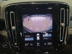 Volvo  XC40