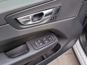 Volvo  XC60