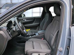 Volvo  XC40