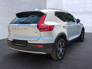Volvo  XC40