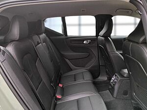 Volvo  XC40