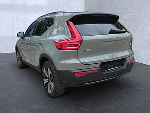 Volvo  XC40