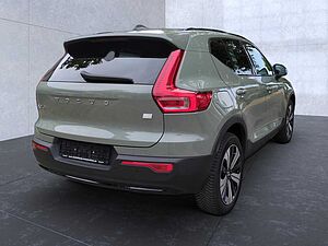 Volvo  XC40