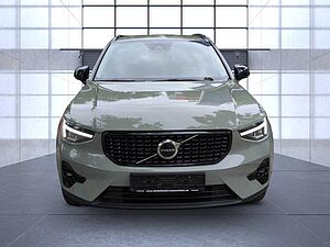 Volvo  XC40