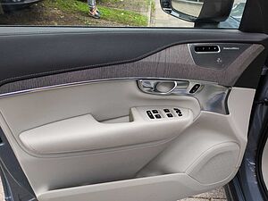 Volvo  XC90