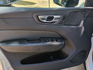 Volvo  XC60