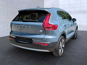 Volvo  XC40