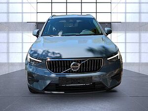 Volvo  XC40