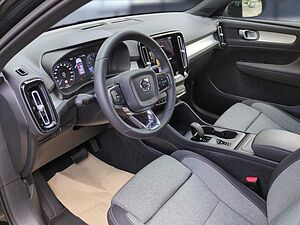 Volvo  XC40