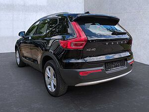 Volvo  XC40