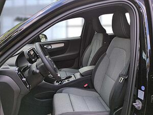 Volvo  XC40