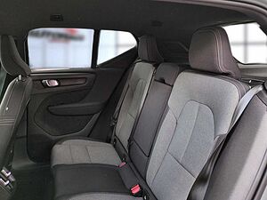 Volvo  XC40