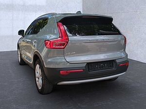Volvo  XC40