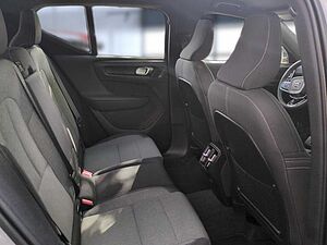 Volvo  XC40