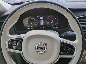 Volvo  XC90