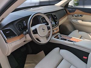 Volvo  XC90