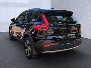 Volvo  XC40