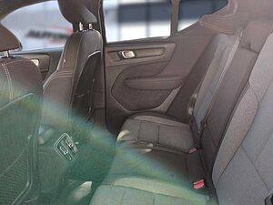 Volvo  XC40