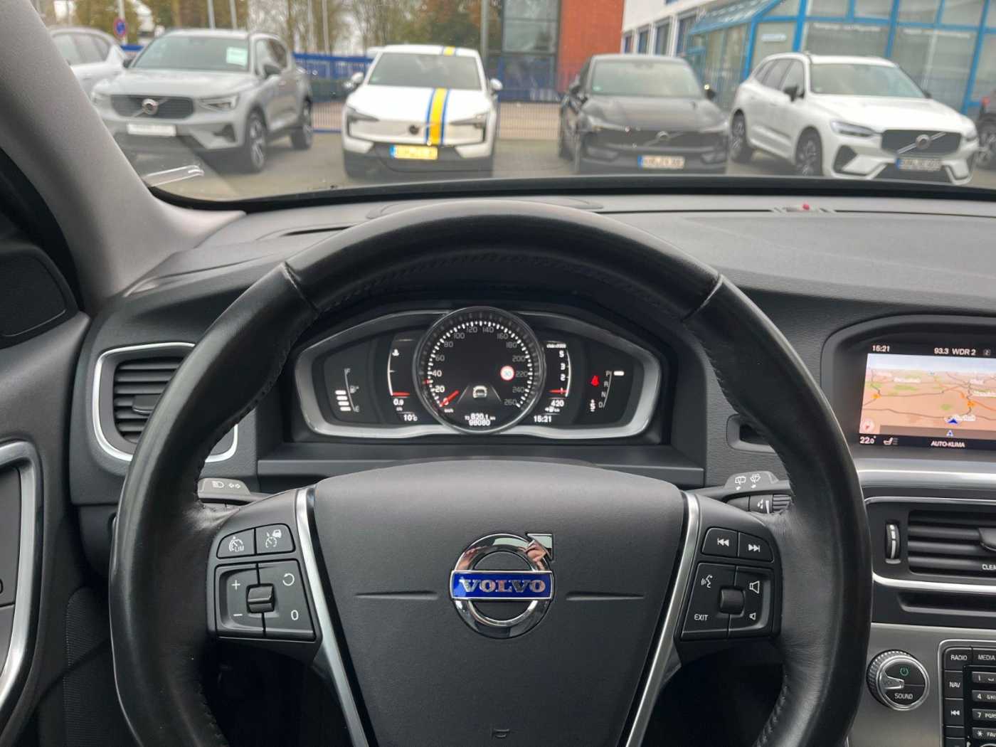 Volvo  D4 Geartr. *SD*KEYLESS*XENON*