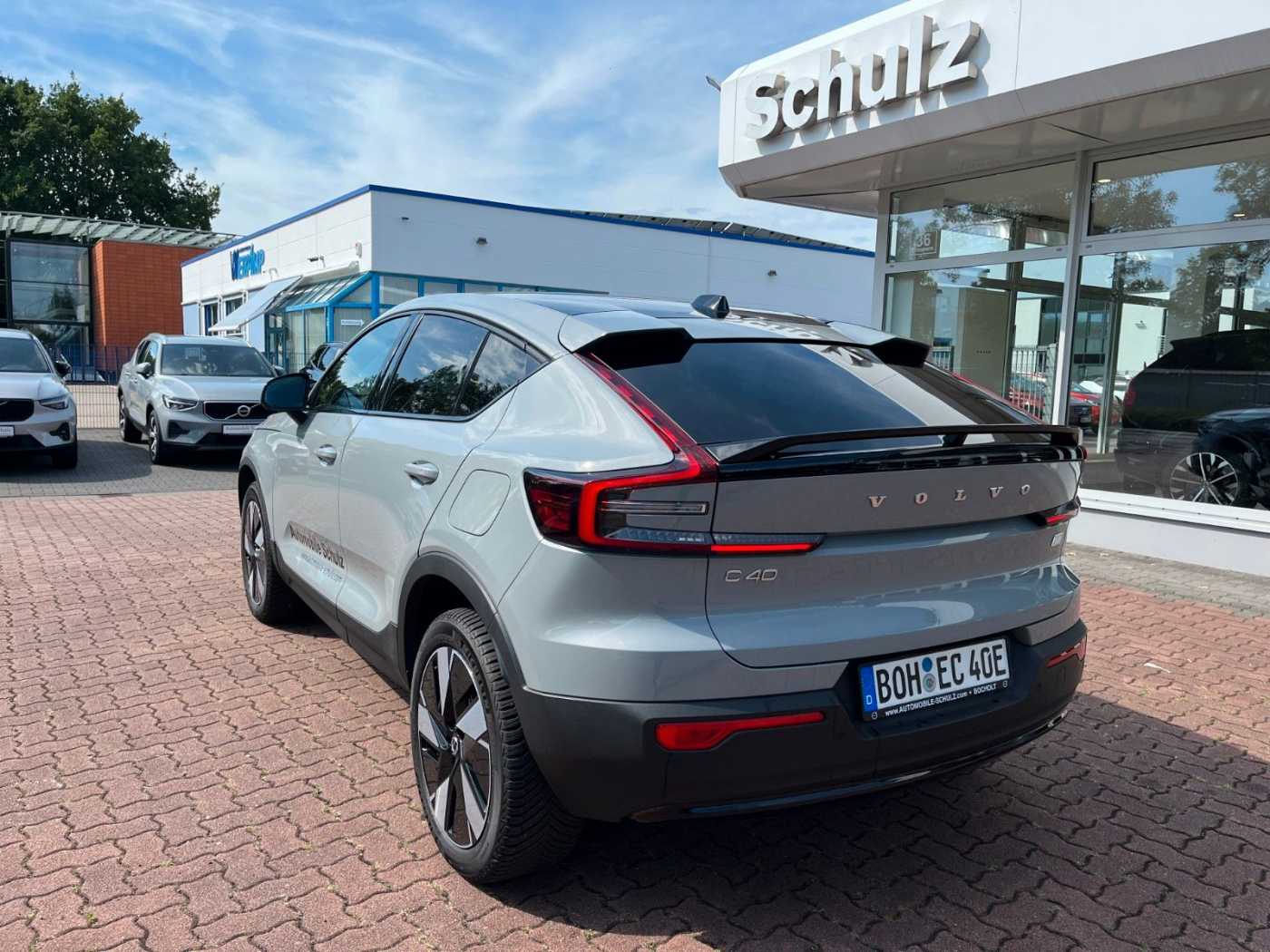 Volvo  Single Motor Extended Range Plus Dark