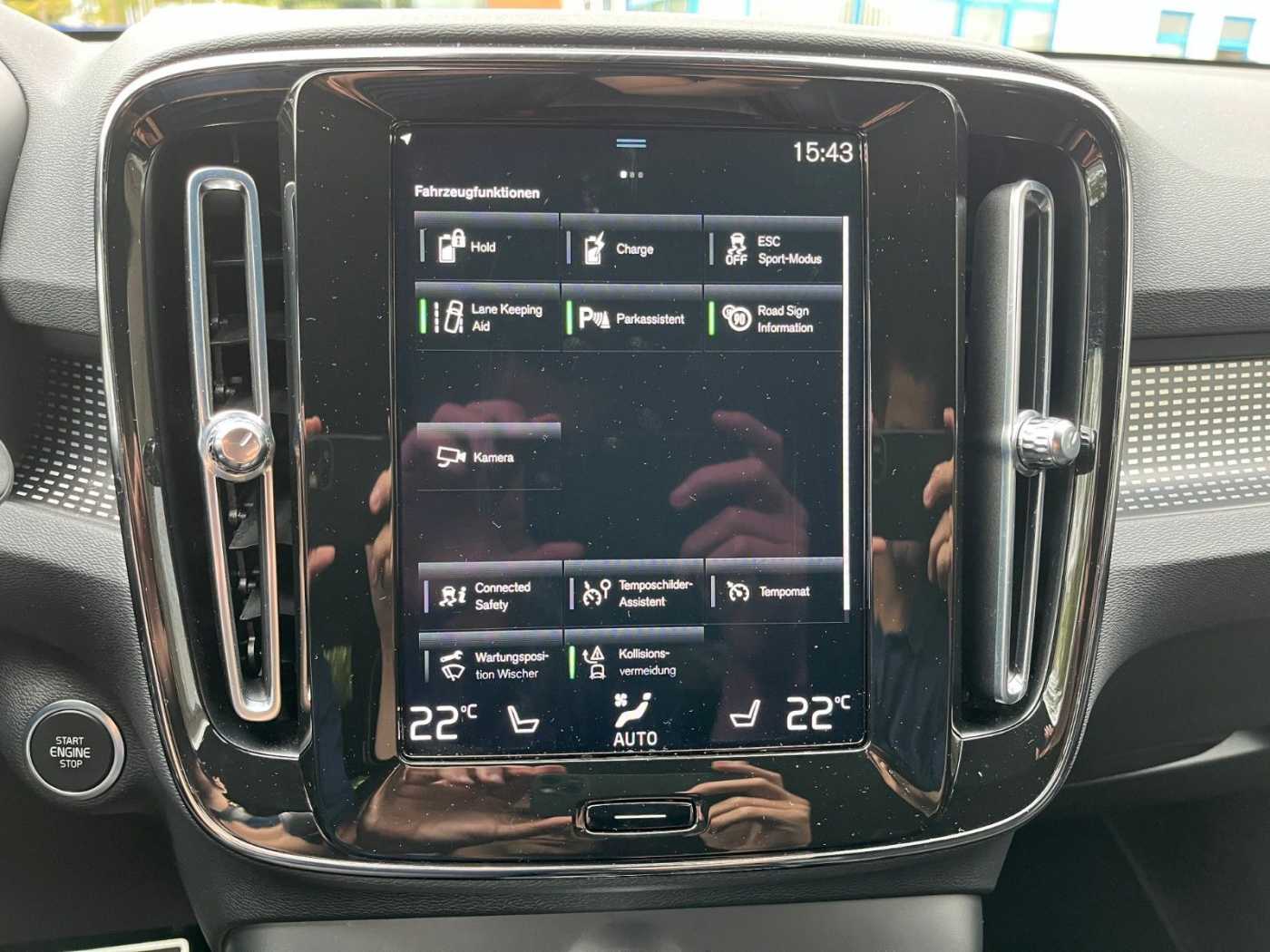Volvo  Recharge R Design