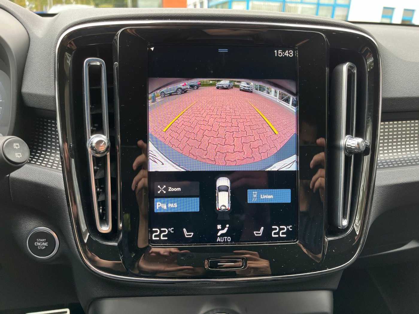 Volvo  Recharge R Design