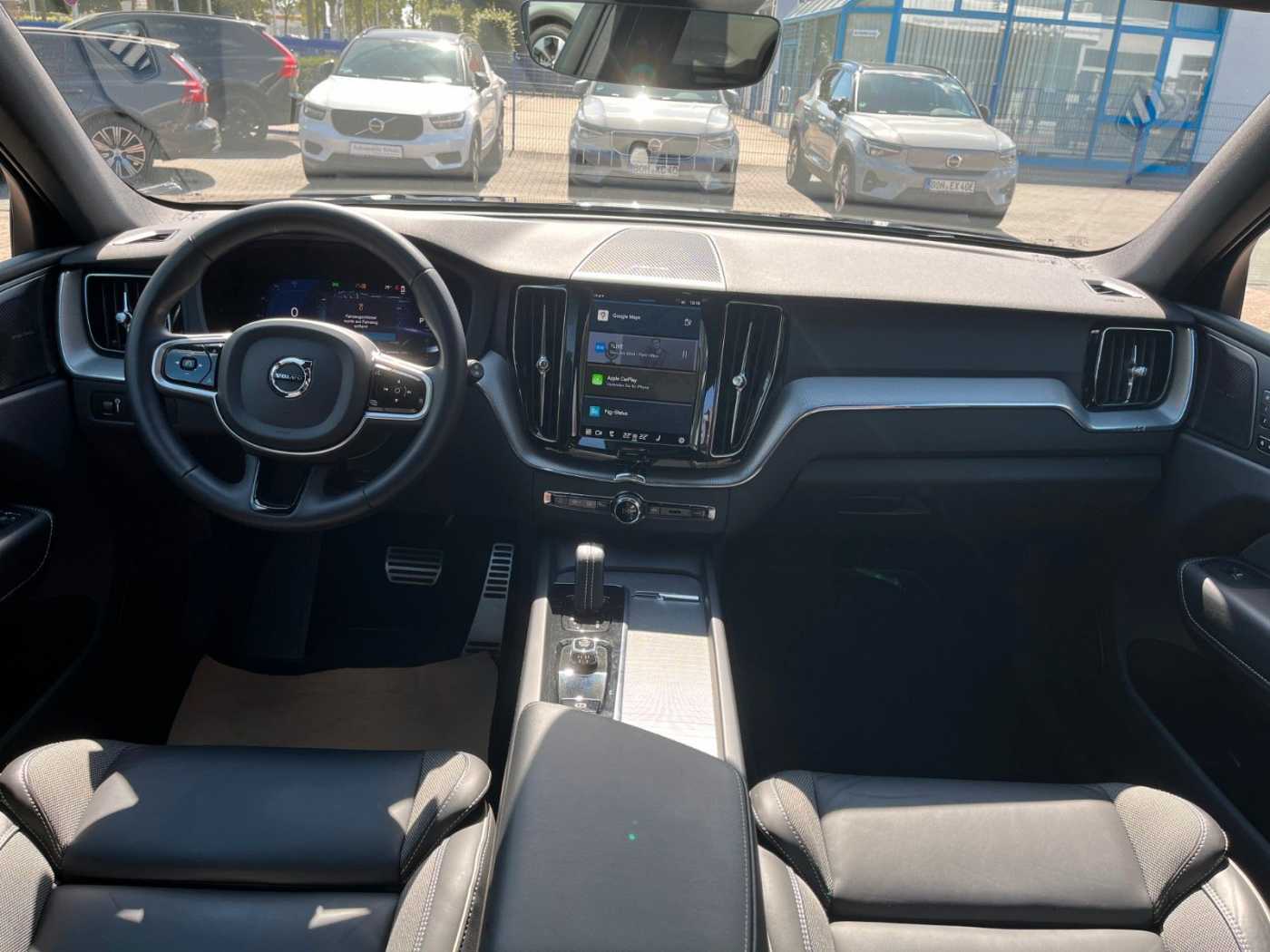 Volvo  B4 D AWD R Design Geartronic