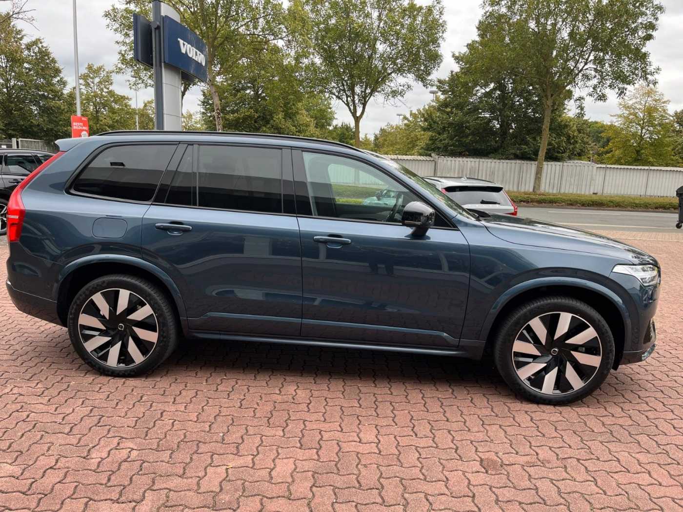 Volvo  T8 AWD Ultra Dark *LFW*HUD*AHK*PANO*
