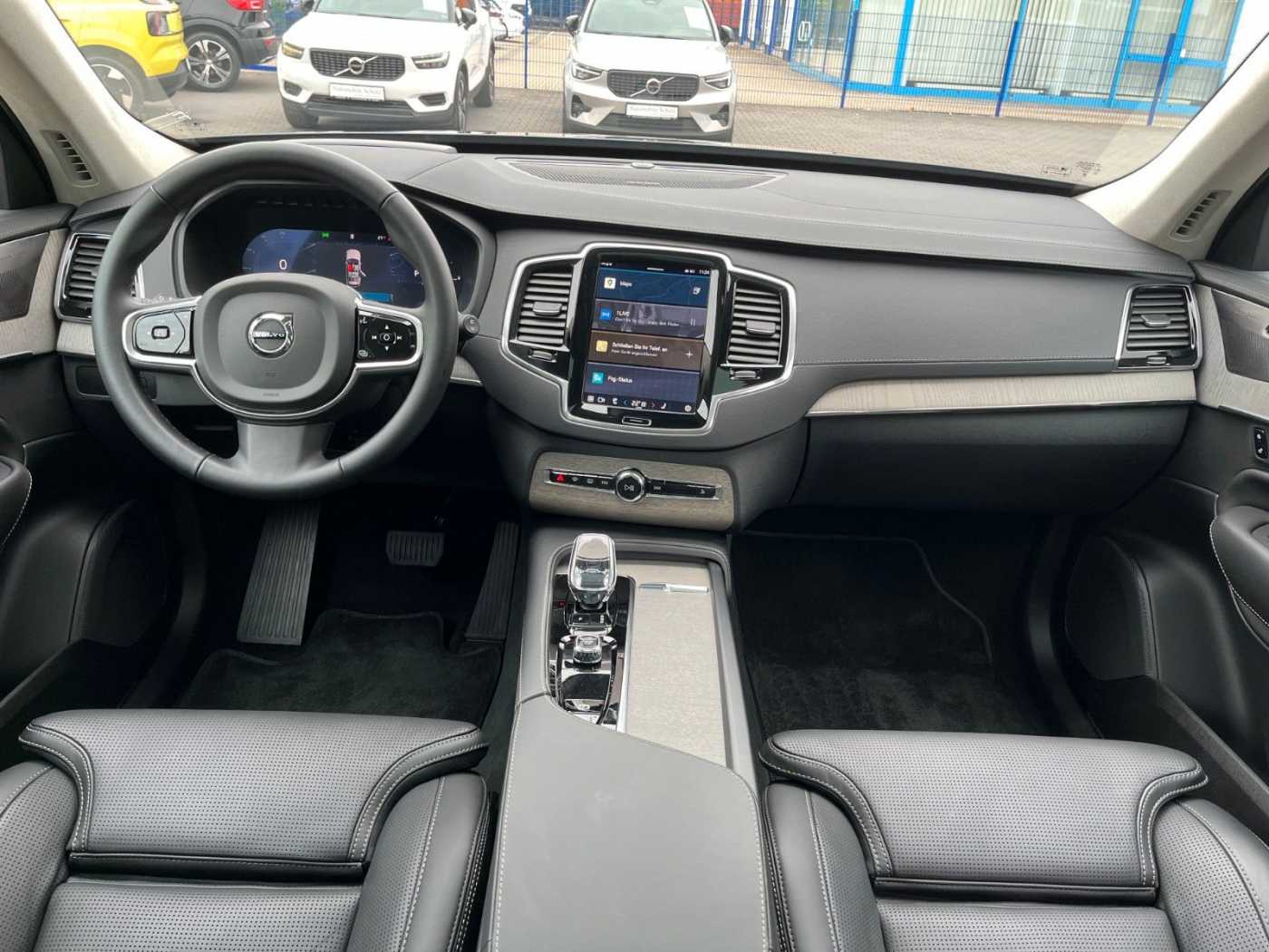 Volvo  T8 AWD Ultra Dark *LFW*HUD*AHK*PANO*