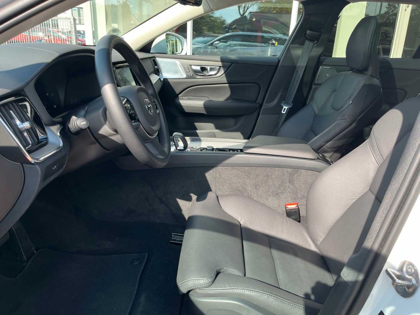 Volvo  B5 AWD Ultimate Auto