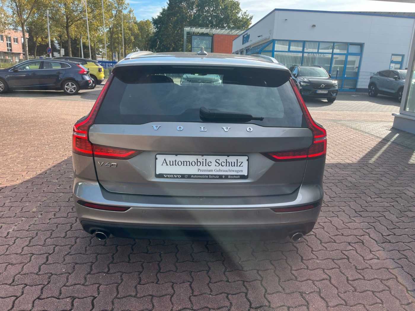 Volvo  D4 Geartronic Momentum