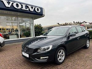 Volvo  D4 Geartronic Summum