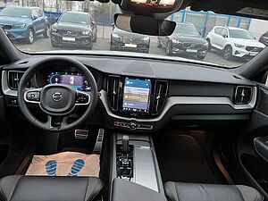 Volvo  B4 D AWD R Design Geartronic