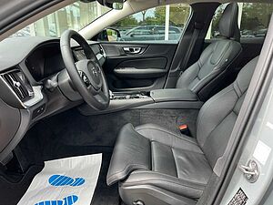 Volvo  T6 AWD Plug-in Hybrid Plus Dark Auto