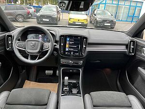 Volvo  Recharge R Design