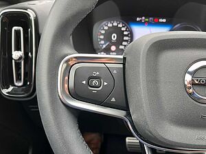 Volvo  Recharge R Design