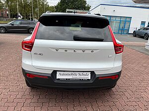 Volvo  Recharge R Design